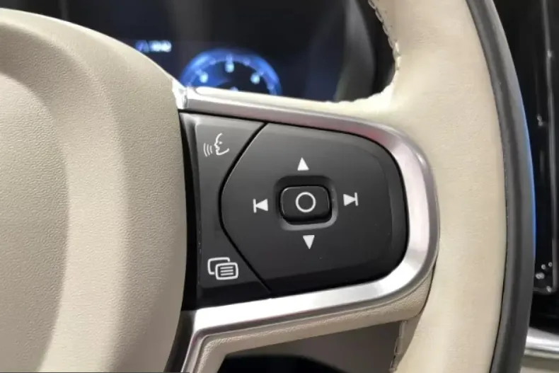 Volvo XC60 din 2021 cu 44.000 km - oferta VOL210688 - foto 16
