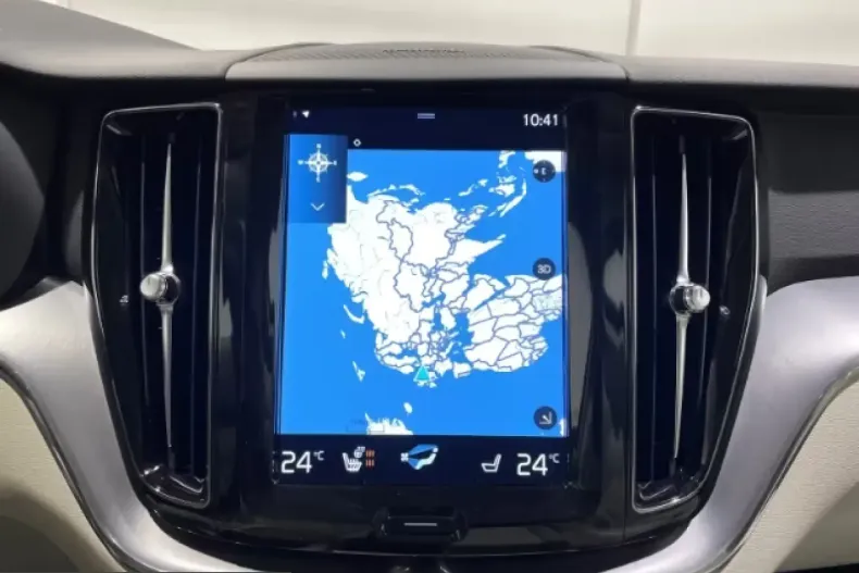 Volvo XC60 din 2021 cu 44.000 km - oferta VOL210688 - foto 25
