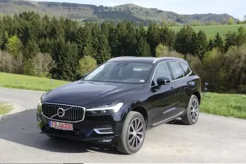 Volvo XC60 din 2021 - oferta VOL210694
