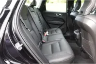 Volvo XC60 din 2021 cu 75.500 km - oferta VOL210694 - foto 11