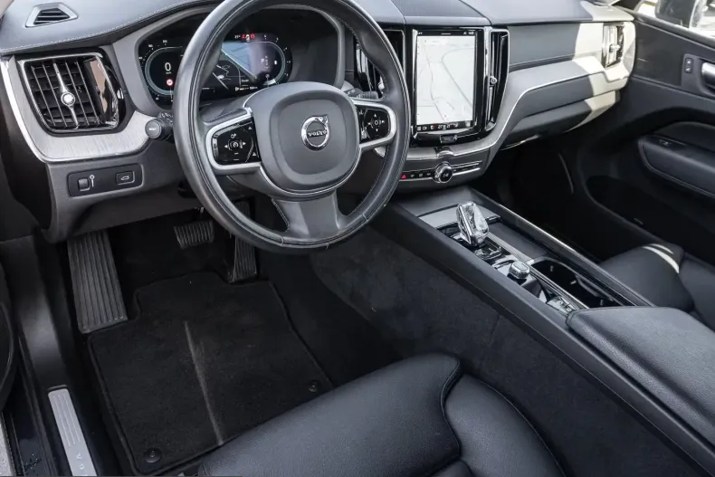 Volvo XC60 din 2022 cu 76.503 km - oferta VOL210695 - foto 8