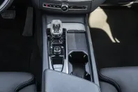Volvo XC60 din 2022 cu 76.503 km - oferta VOL210695 - foto 14