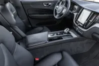 Volvo XC60 din 2022 cu 76.503 km - oferta VOL210695 - foto 16