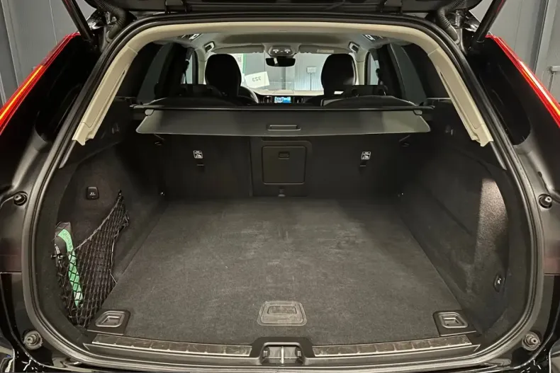 Volvo XC60 din 2023 cu 80.000 km - oferta VOL210696 - foto 13