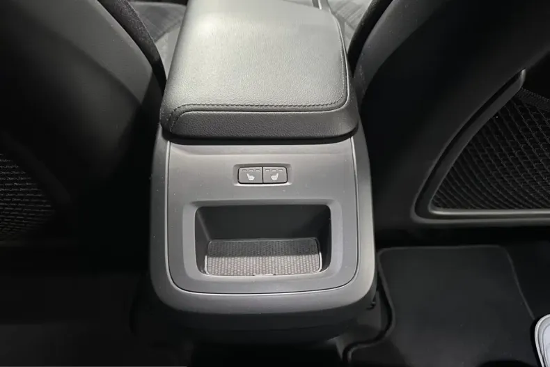 Volvo XC60 din 2023 cu 80.000 km - oferta VOL210696 - foto 20