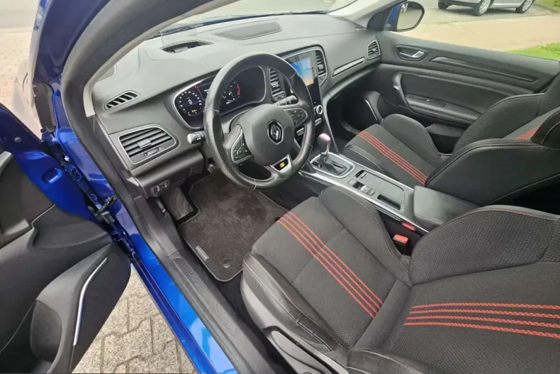 Renault Megane E-TECH din 2021 cu 67.651 km - oferta REN210697 - foto 8