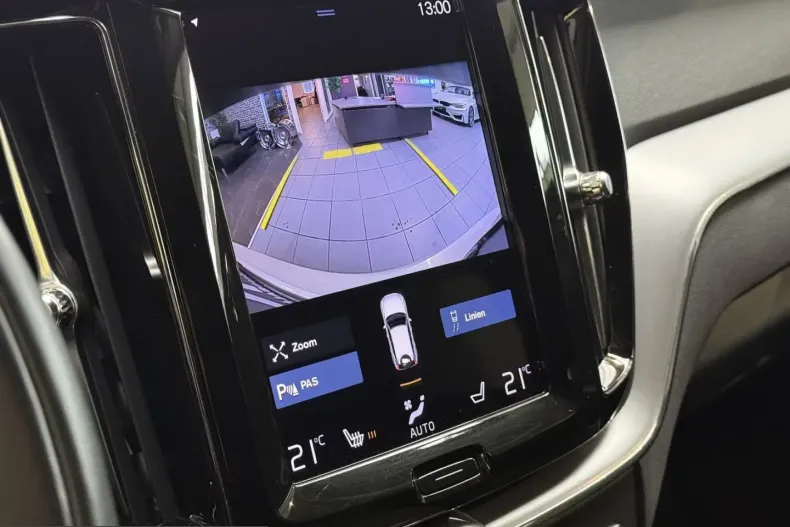Volvo XC60 din 2021 cu 75.700 km - oferta VOL210698 - foto 18
