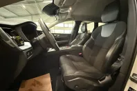 Volvo XC60 din 2021 cu 75.700 km - oferta VOL210698 - foto 27