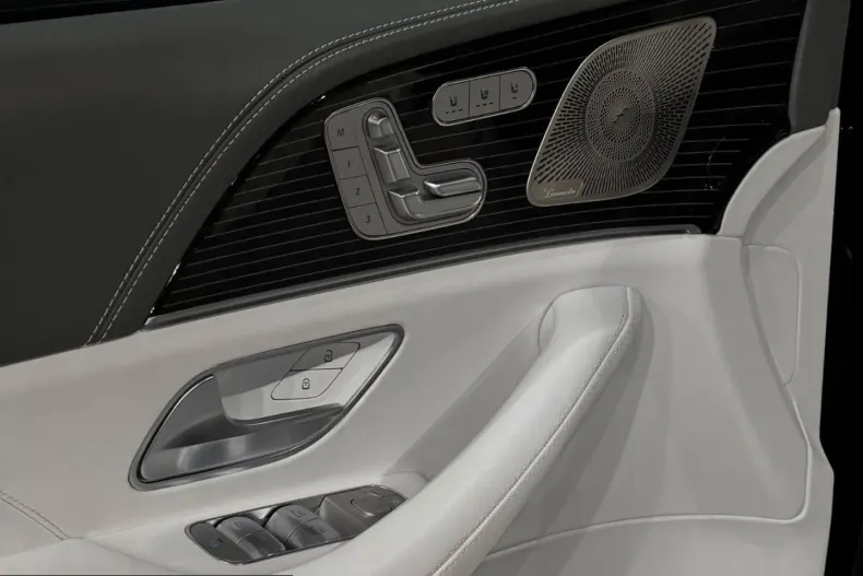 Mercedes-Benz GLS 600 (Clasa GLS) din 2021 cu 96.000 km - oferta MER210701 - foto 23