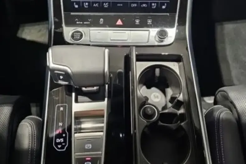Audi Q8 din 2024 cu 42.163 km - oferta AUD210707 - foto 16