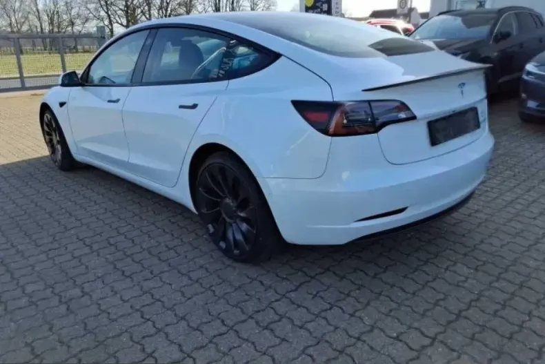 Tesla Model 3 din 2022 cu 100.000 km - oferta TES210709 - foto 9
