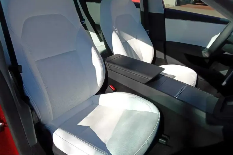 Tesla Model 3 din 2024 cu 22.764 km - oferta TES210711 - foto 6