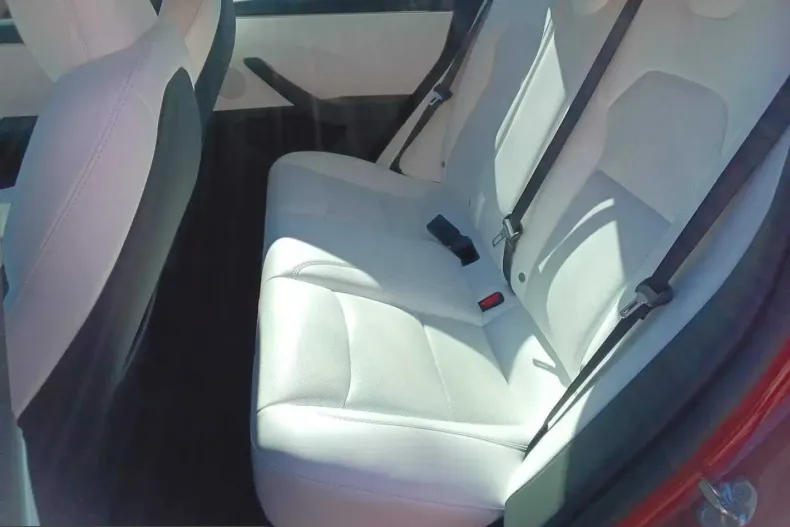 Tesla Model 3 din 2024 cu 22.764 km - oferta TES210711 - foto 7