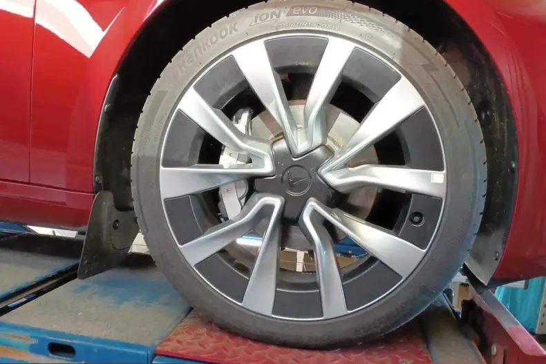 Tesla Model 3 din 2024 cu 22.764 km - oferta TES210711 - foto 14