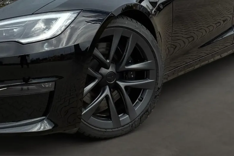 Tesla Model S din 2023 cu 63.180 km - oferta TES210712 - foto 9