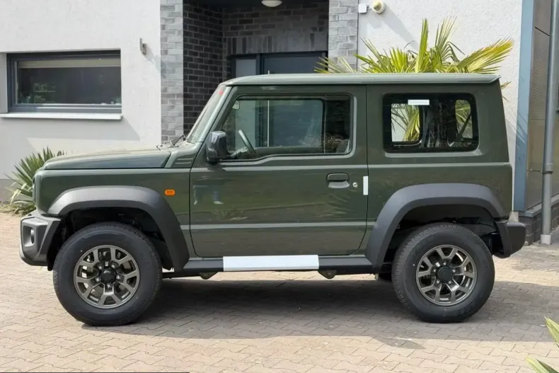 Suzuki Jimny din 2026 cu 10 km - oferta SUZ210715 - foto 6