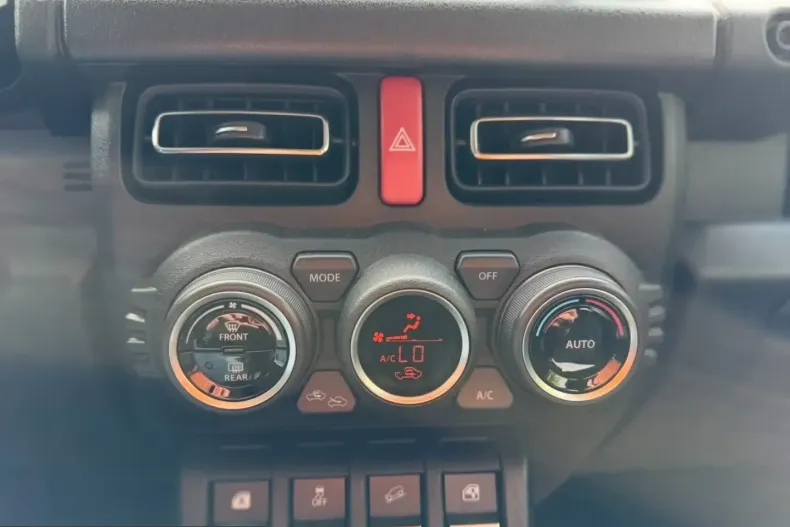 Suzuki Jimny din 2026 cu 10 km - oferta SUZ210715 - foto 16