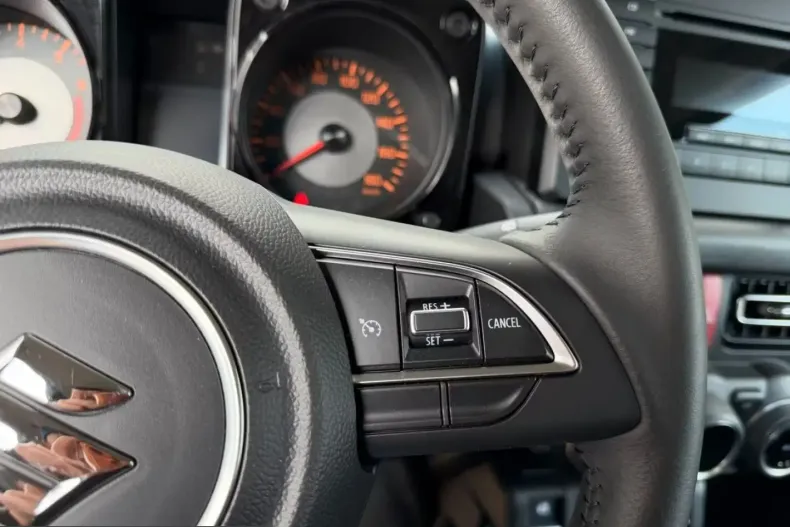 Suzuki Jimny din 2026 cu 10 km - oferta SUZ210715 - foto 20