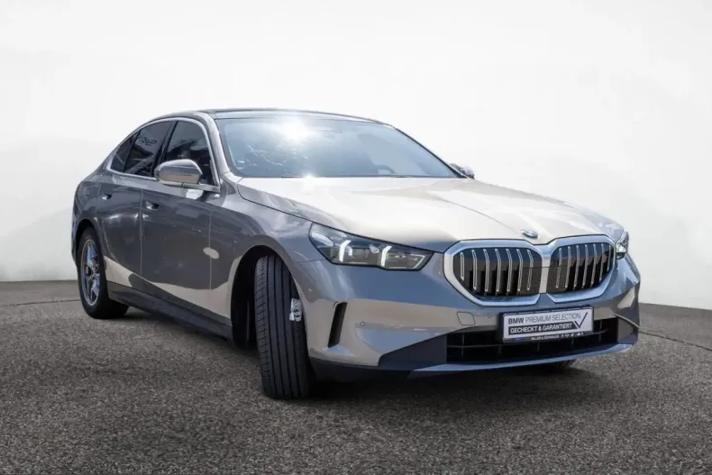 BMW 520 (Seria 5) din 2024 cu 26.900 km - oferta BMW210716 - foto 1