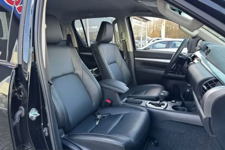 Toyota Hilux din 2025 cu 1.500 km - oferta TOY210720 - foto 9