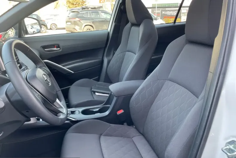 Toyota Corolla din 2023 cu 40.600 km - oferta TOY210722 - foto 16