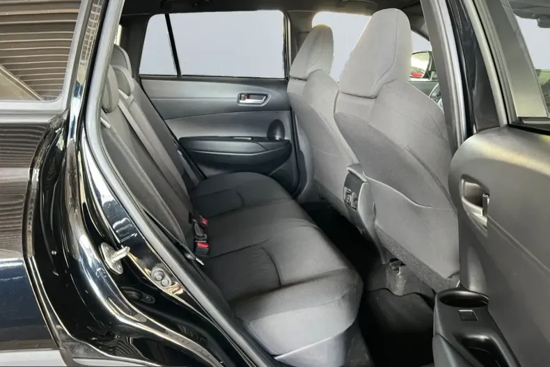 Toyota Corolla Cross din 2023 cu 60.900 km - oferta TOY210723 - foto 17