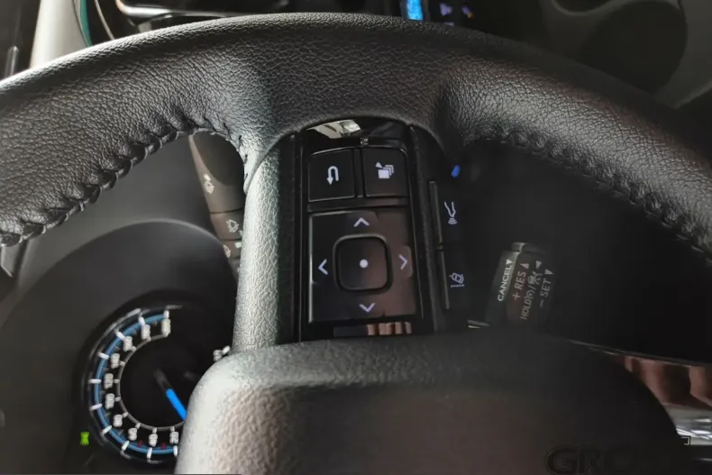 Toyota Hilux din 2024 cu 24.900 km - oferta TOY210738 - foto 16