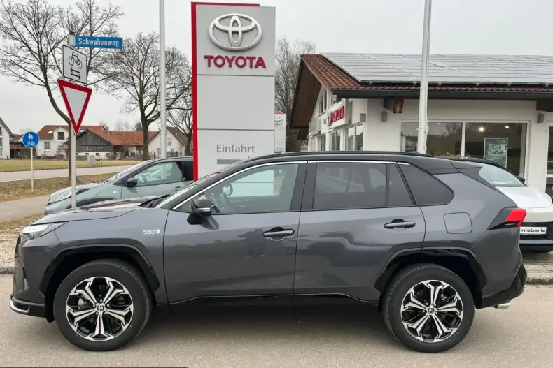 Toyota RAV4 din 2025 cu 17.500 km - oferta TOY210744 - foto 3