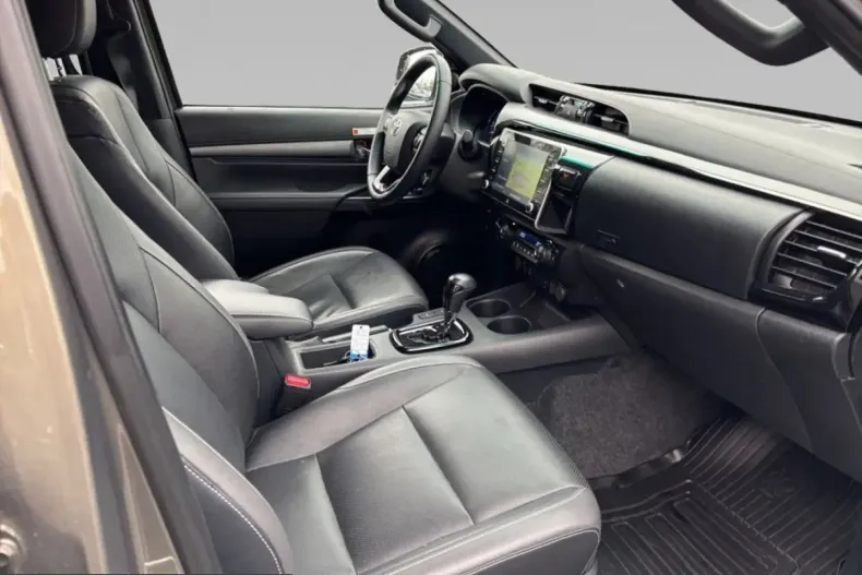 Toyota Hilux din 2024 cu 43.500 km - oferta TOY210745 - foto 13
