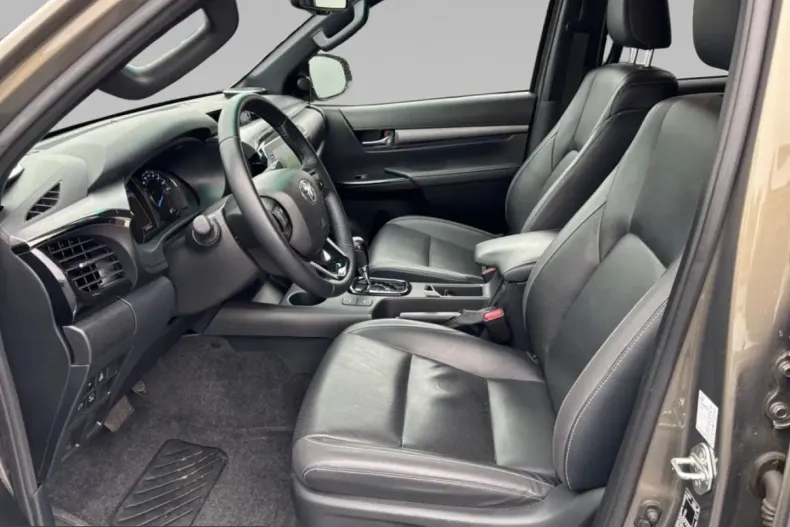 Toyota Hilux din 2024 cu 43.500 km - oferta TOY210745 - foto 14
