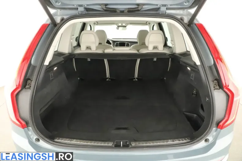 Volvo XC90 din 2023 cu 79.400 km - oferta VOL210751 - foto 11