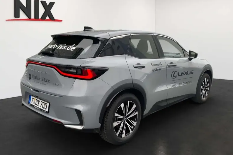 Lexus LBX din 2024 cu 15.000 km - oferta LEX210757 - foto 4