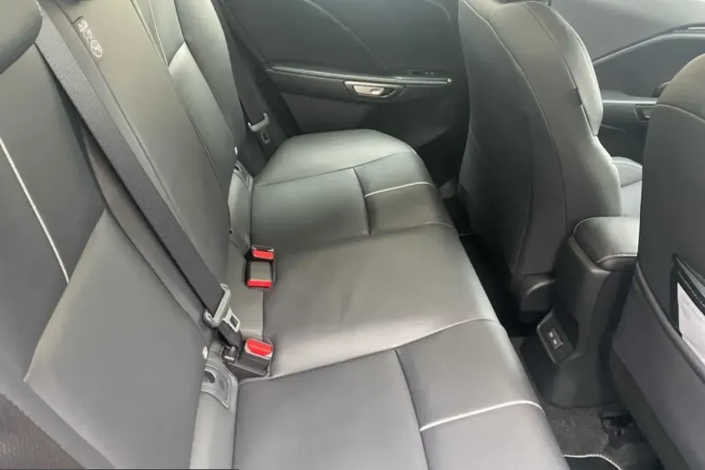 Lexus LBX din 2024 cu 15.000 km - oferta LEX210757 - foto 15