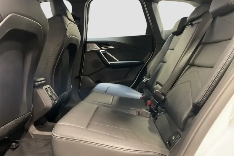 BMW X1 (Seria X) din 2025 cu 24.165 km - oferta BMW210760 - foto 13