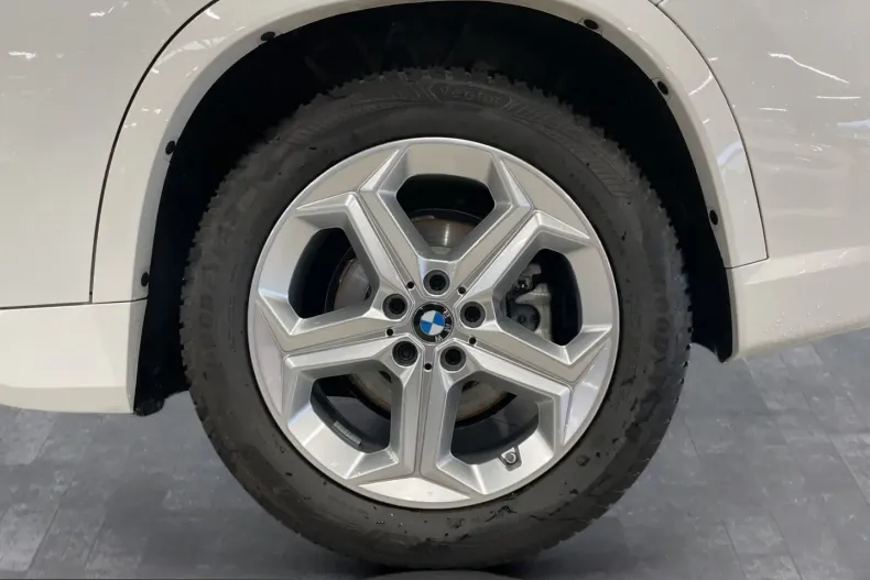 BMW X1 (Seria X) din 2025 cu 24.165 km - oferta BMW210760 - foto 14