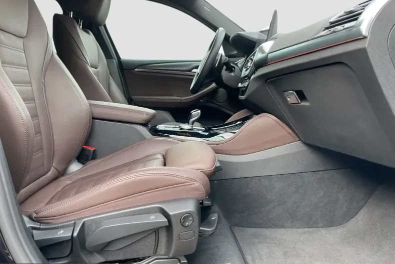 BMW X4 (Seria X) din 2025 cu 25.220 km - oferta BMW210761 - foto 11
