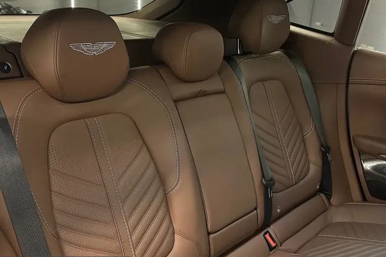 Aston Martin DBX din 2023 cu 39.000 km - oferta AST210765 - foto 22