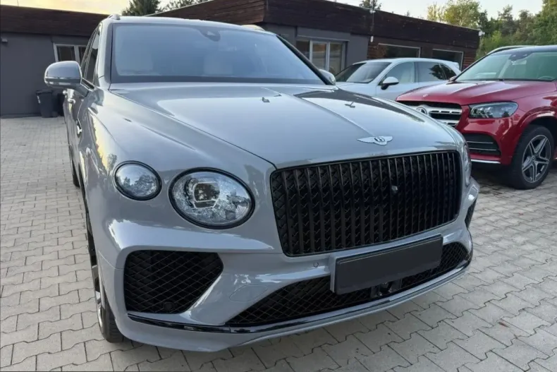 Bentley Bentayga din 2024 cu 7.200 km - oferta BEN210766 - foto 2