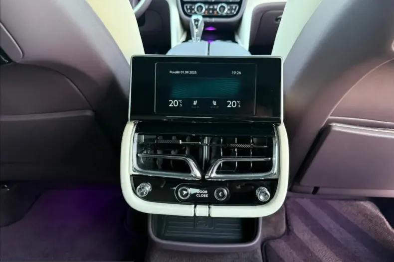 Bentley Bentayga din 2024 cu 7.200 km - oferta BEN210766 - foto 18