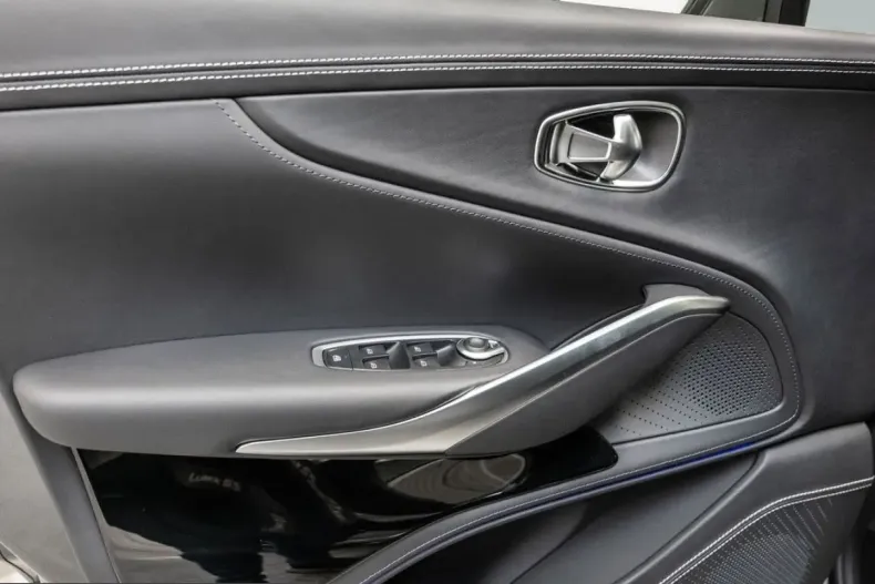 Aston Martin DBX din 2024 cu 12.073 km - oferta AST210767 - foto 18