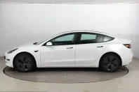 Tesla Model 3 din 2023 cu 44.038 km - oferta TES210768 - foto 3