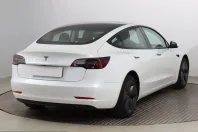 Tesla Model 3 din 2023 cu 44.038 km - oferta TES210768 - foto 5
