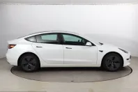 Tesla Model 3 din 2023 cu 44.038 km - oferta TES210768 - foto 6