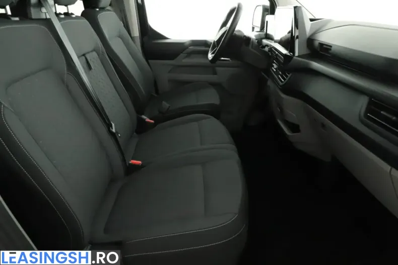 Ford Tourneo Custom din 2025 cu 9.025 km - oferta FOR210771 - foto 7