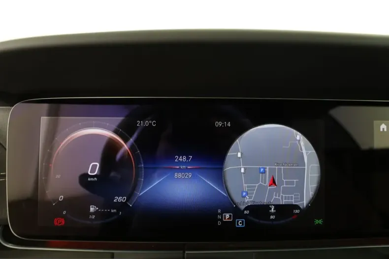 Mercedes-Benz E 400 (Clasa E) din 2023 cu 88.029 km - oferta MER210777 - foto 13