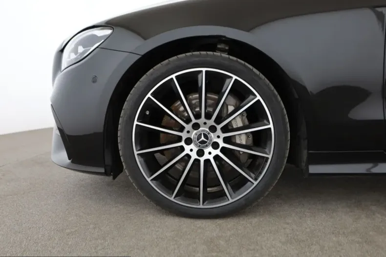 Mercedes-Benz E 400 (Clasa E) din 2023 cu 88.029 km - oferta MER210777 - foto 18
