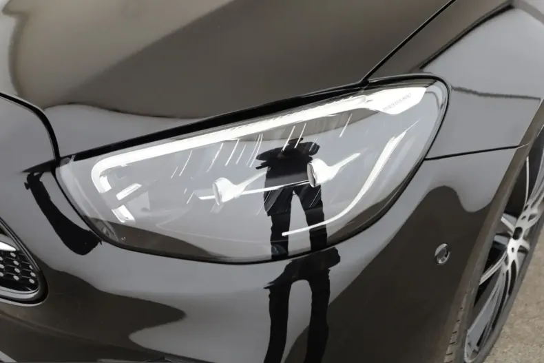 Mercedes-Benz E 400 (Clasa E) din 2023 cu 88.029 km - oferta MER210777 - foto 19