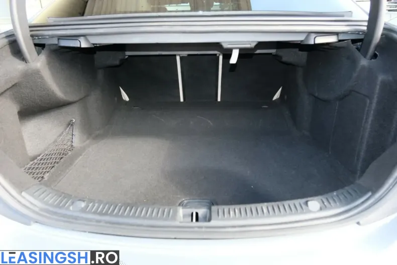 Mercedes-Benz E 400 (Clasa E) din 2021 cu 92.200 km - oferta MER210778 - foto 27
