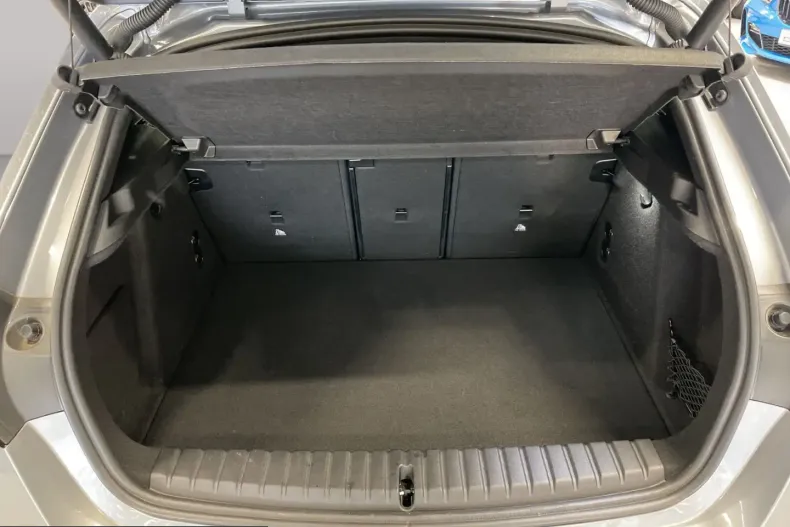 BMW M135i (Seria 1) din 2025 cu 25.275 km - oferta BMW210782 - foto 16