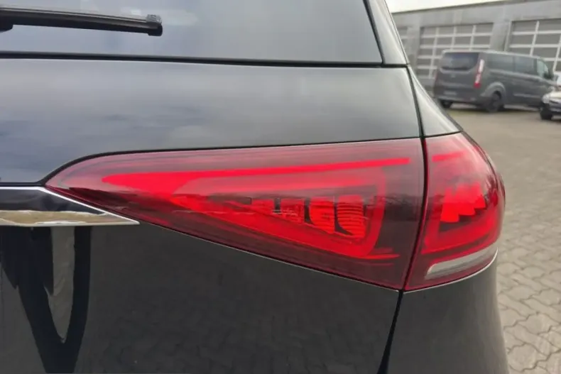 Mercedes-Benz GLE 63 AMG (Clasa GLE) din 2023 cu 36.417 km - oferta MER210785 - foto 12